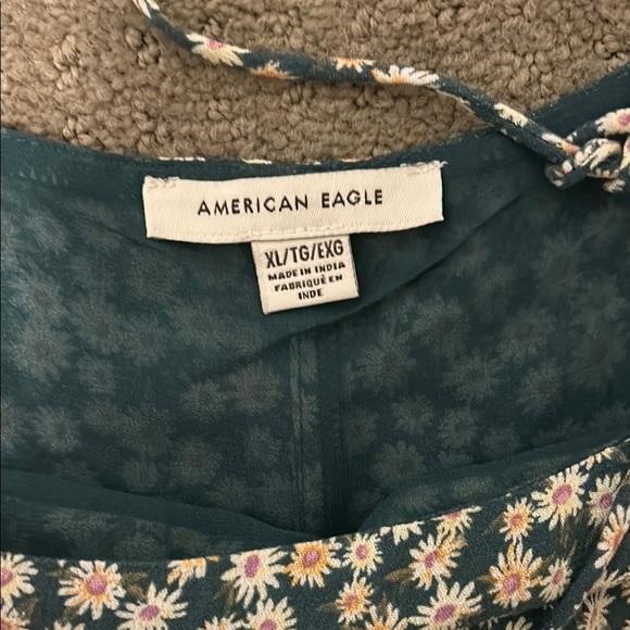 Pretty Spring Dress - Picture 2 of 3